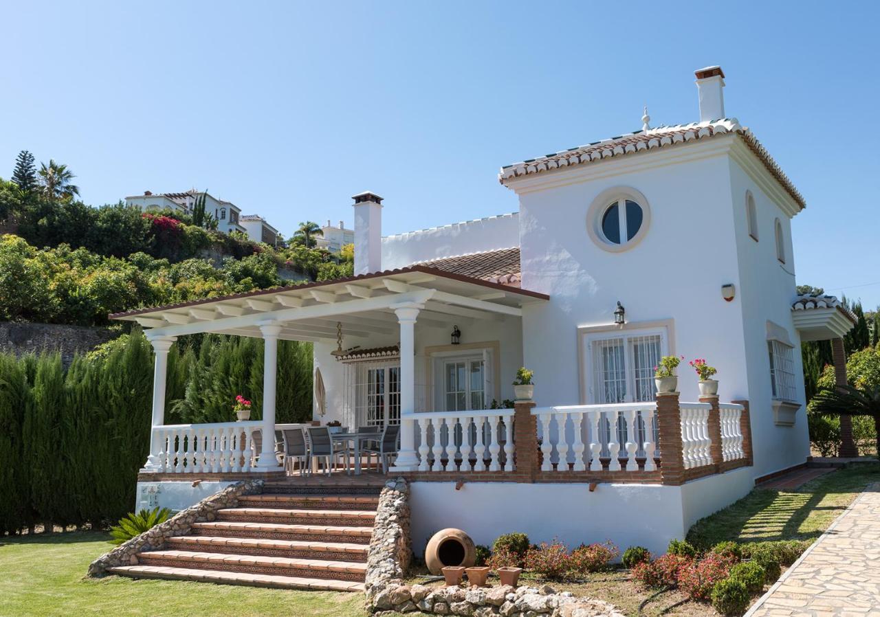 Villa Las Tinajas Luxury Nerja Bagian luar foto